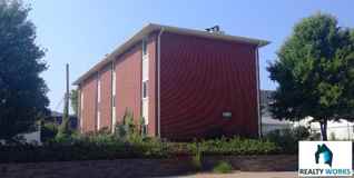 2417 Vine - Photo 1 of 1