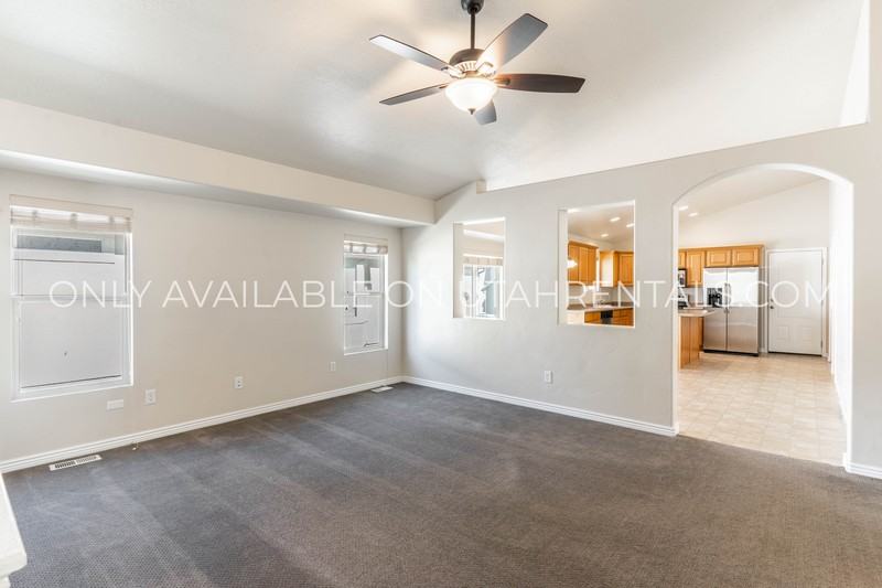 12461 S Mayan St - Photo 6 of 29