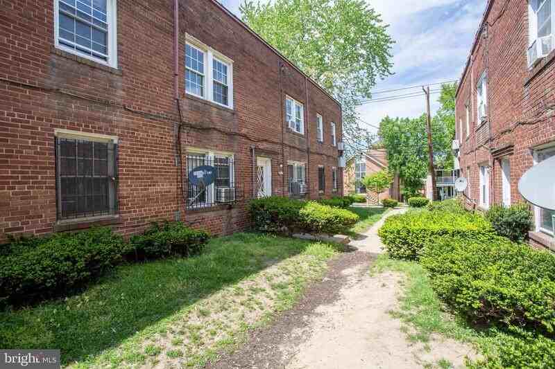 4821 Sheriff Rd Ne - Photo 2 of 13