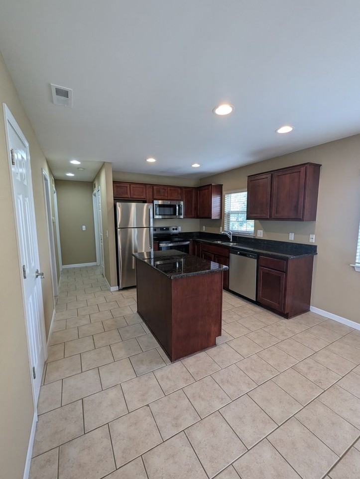 Villages of Capital Pointe - Photo 2 of 22