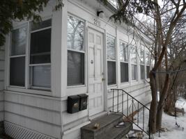 featured image of 2215 Como Ave