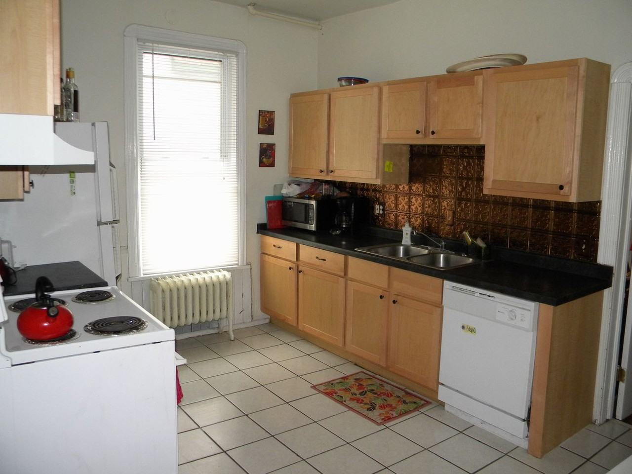 2215 Como Ave - Photo 6 of 19