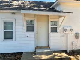 featured image of 1007 East Madison Street