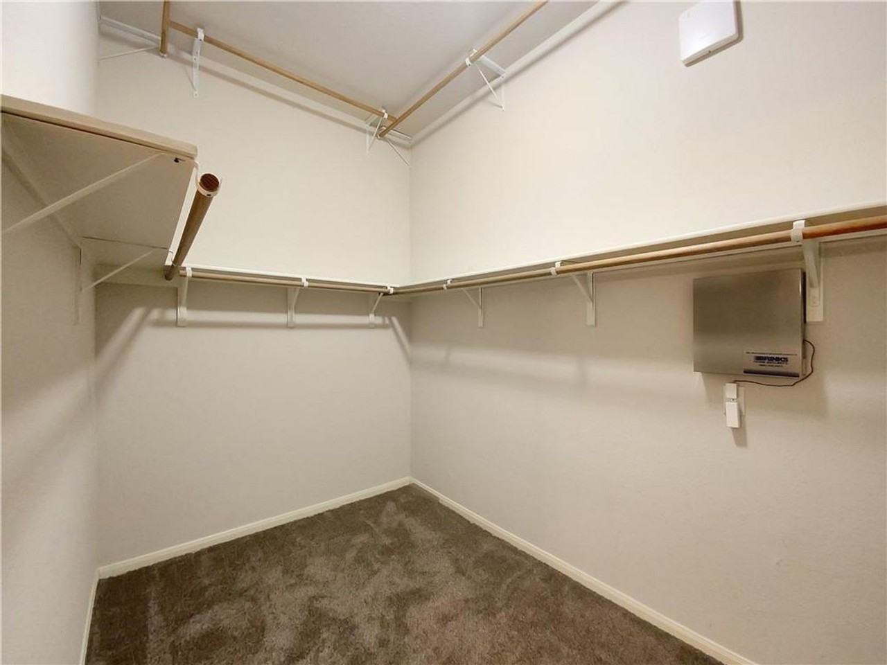 3648 Cerulean Way - Photo 3 of 23