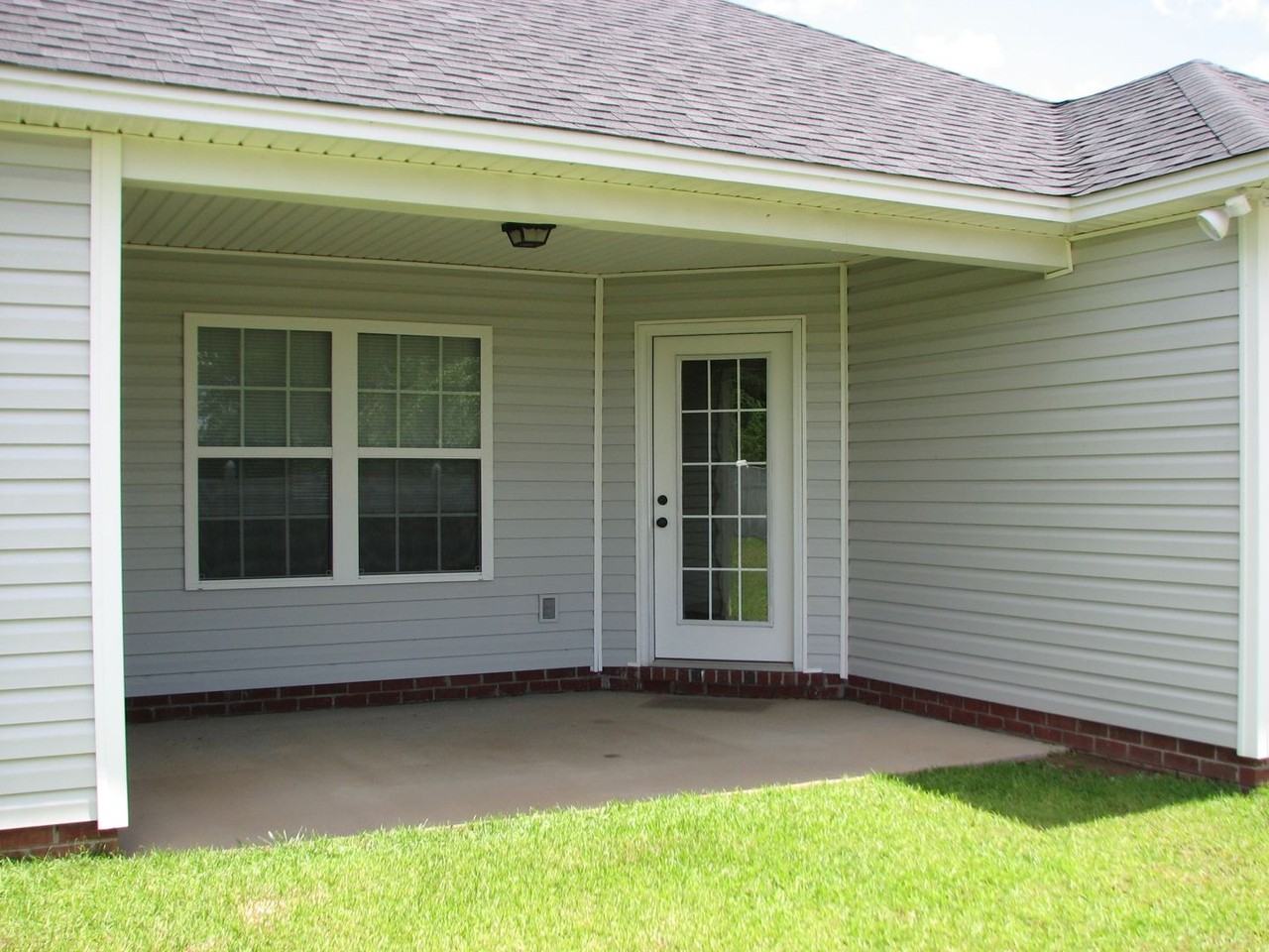 855 Slidingrock Ln - Photo 2 of 14