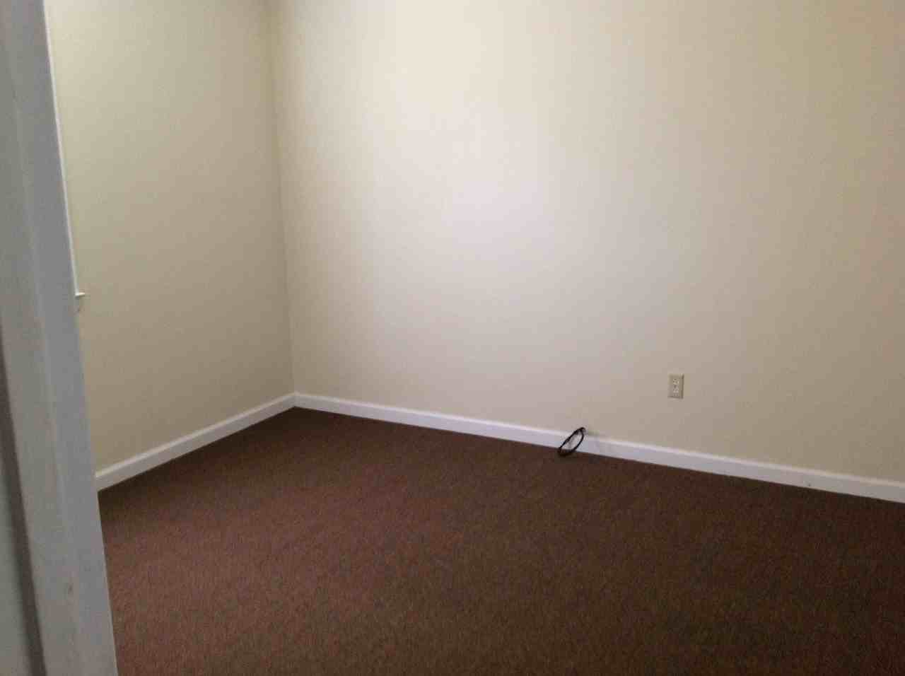 135 Lakeview Trl - Photo 6 of 8