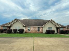 featured image of 5209 Rue De Chateau