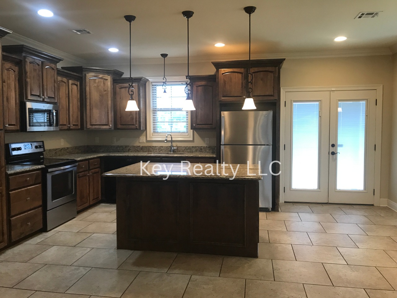 5209 Rue De Chateau - Photo 3 of 14