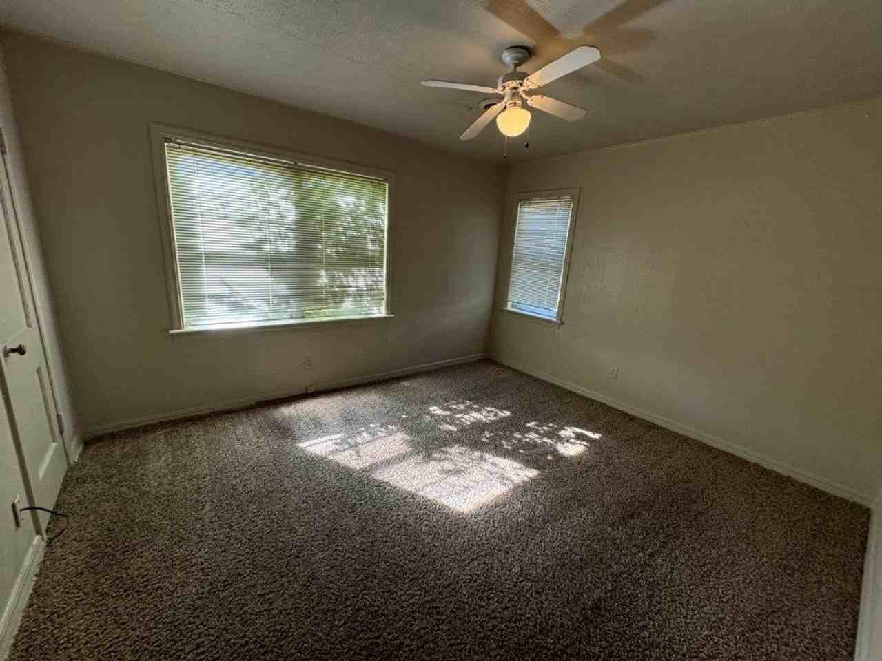 3013 Shirley Ln - Photo 7 of 8