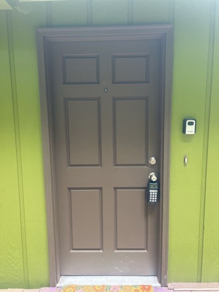 2147 Plunkett Rd - Photo 3 of 50