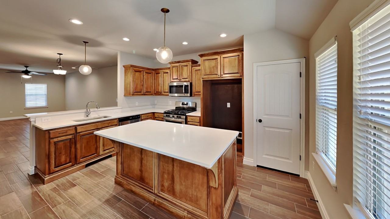 508 Nw 177th St - Photo 7 of 20