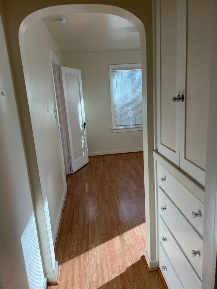 145 La Rue Ave - Photo 6 of 12