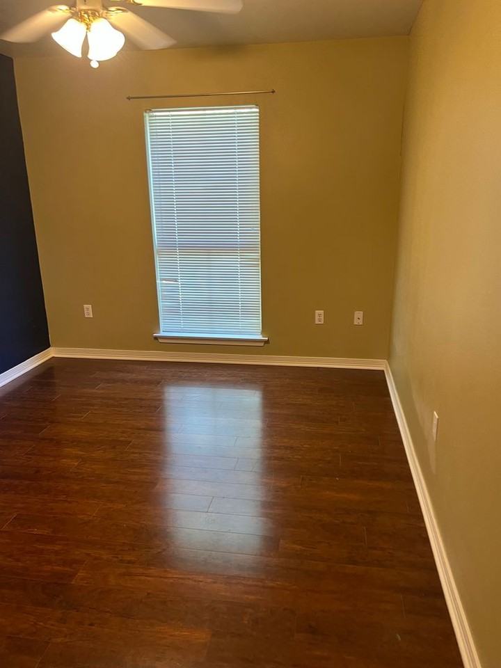 70293 7th St - Photo 5 of 18