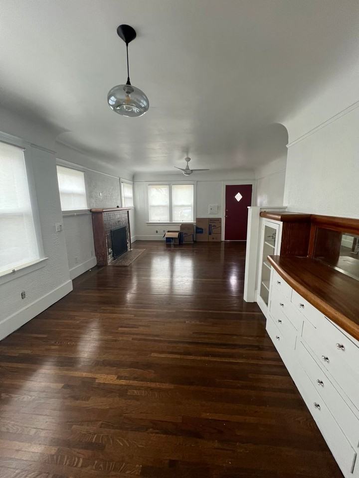 2111 Meade Ave - Photo 7 of 8