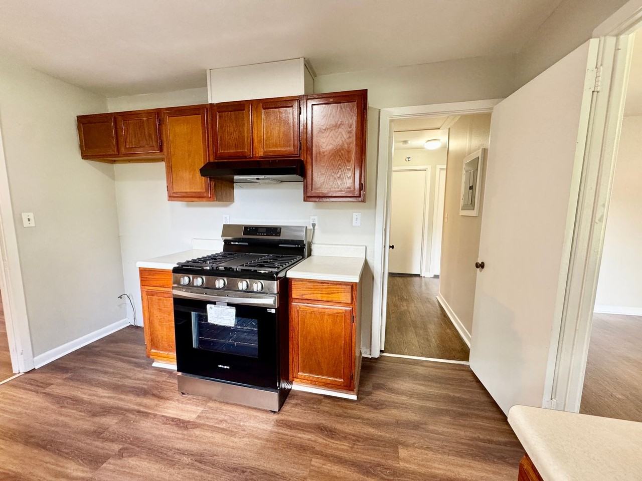 1319 Laura Ave - Photo 7 of 30