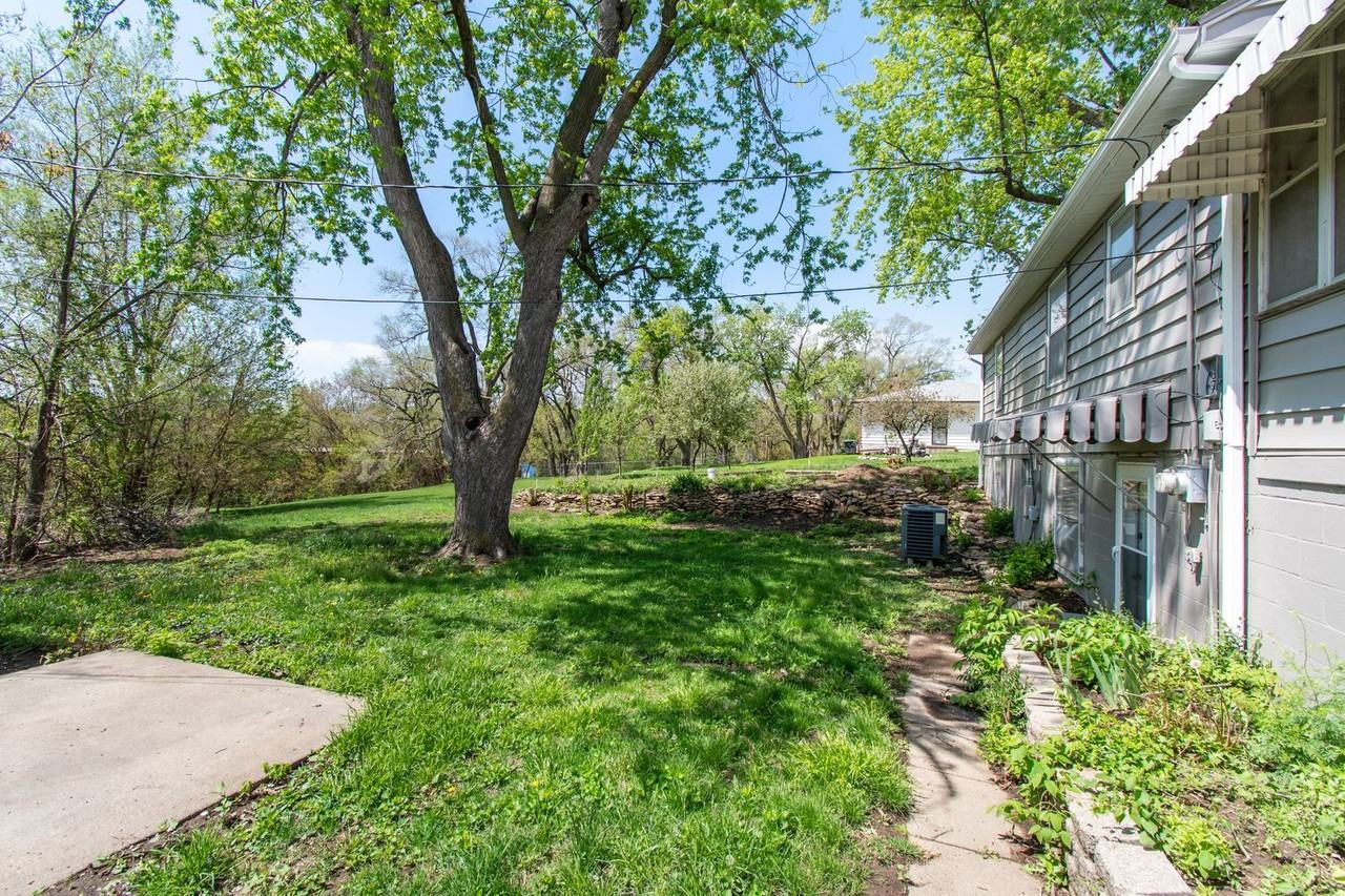 3565 Frances St - Photo 3 of 18