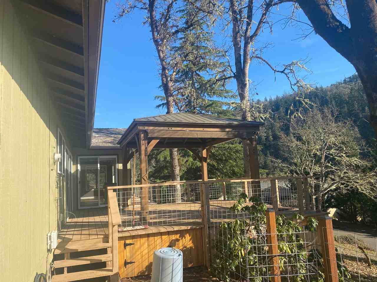 73 N River Dr - Photo 3 of 12