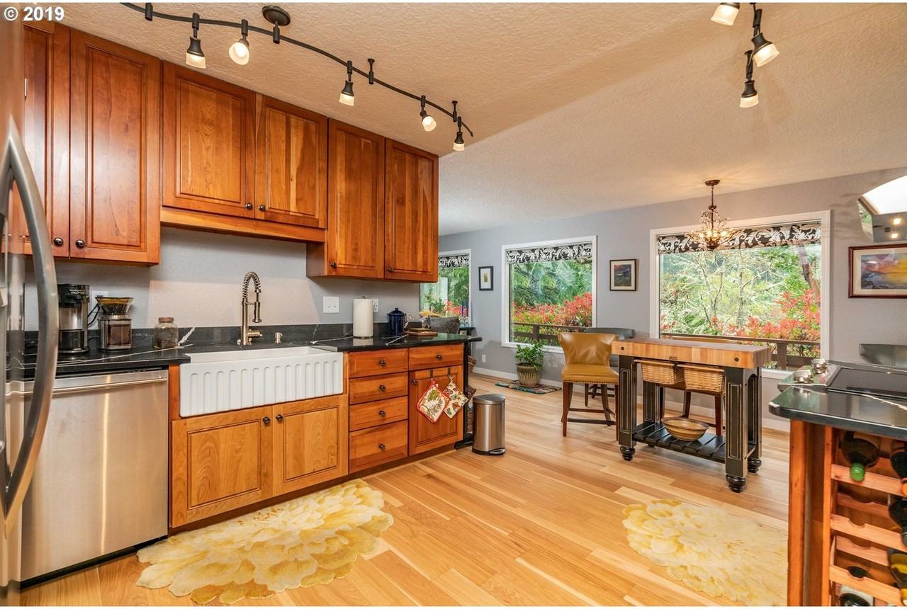 73 N River Dr - Photo 6 of 12