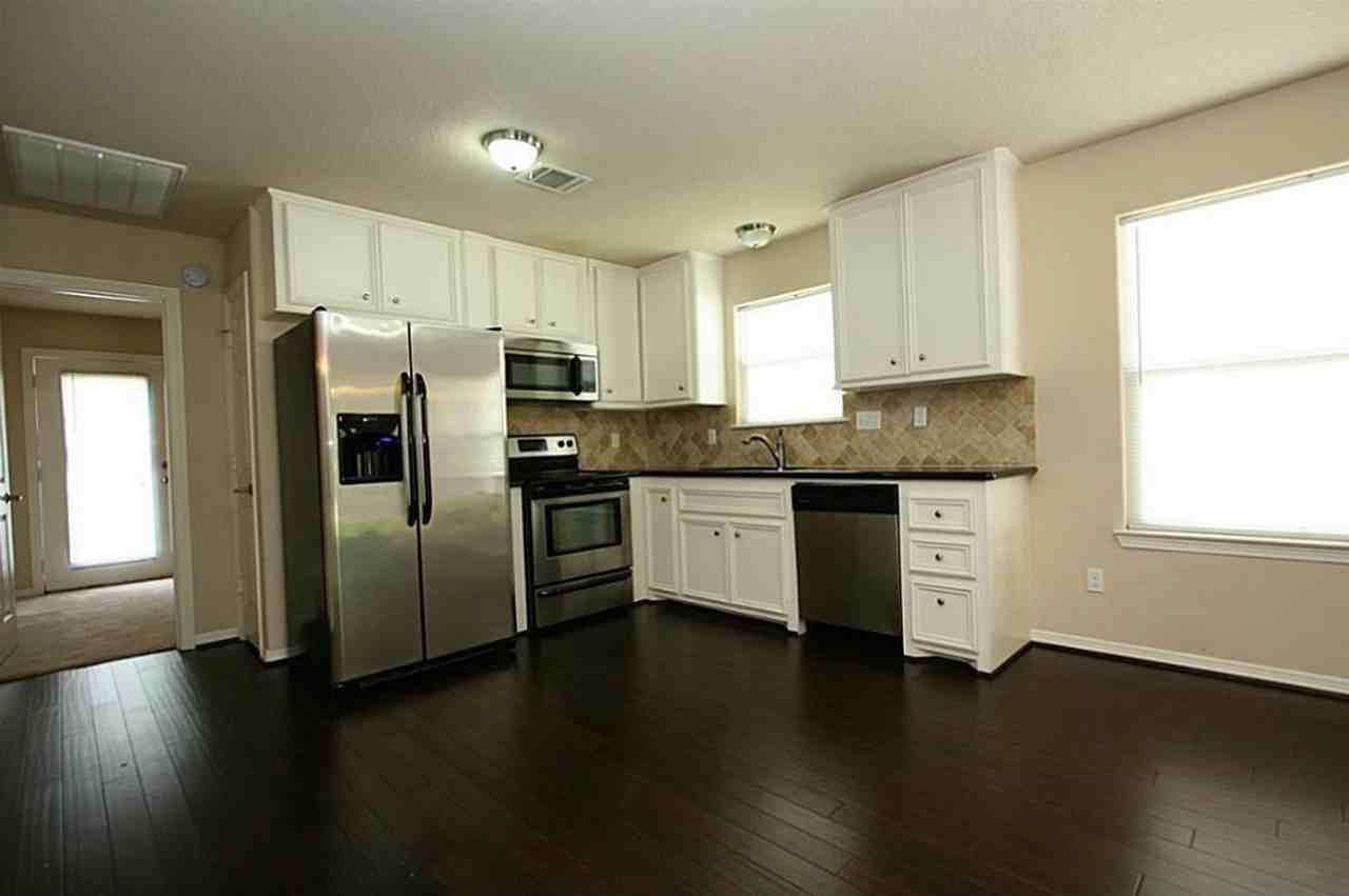 April Villa - 1422 - Photo 2 of 12