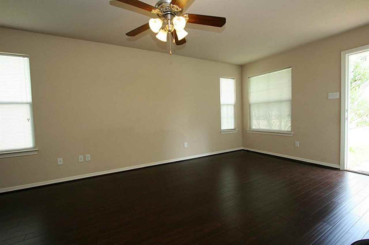 April Villa - 1422 - Photo 3 of 12