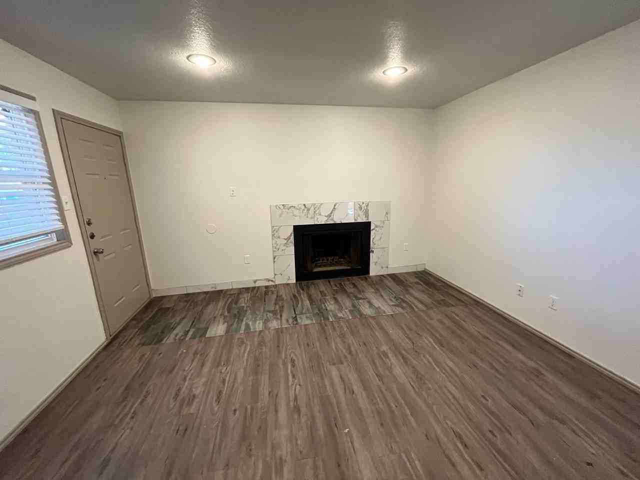 TSK 8202 Vernon Avenue - Photo 3 of 11