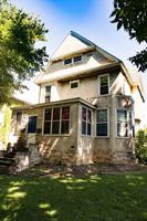 featured image of 946 15th Ave Se