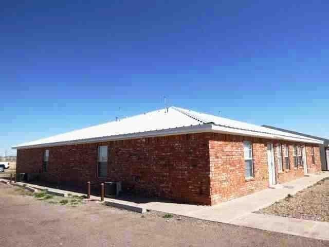 129 Townsgate Plz Apt C - Photo 3 of 15