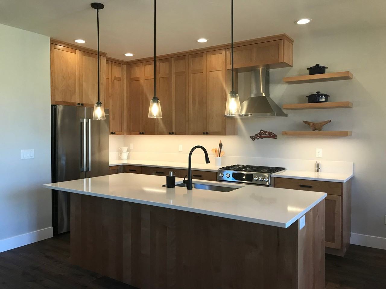 1111 N Lavender Ln - Photo 3 of 33