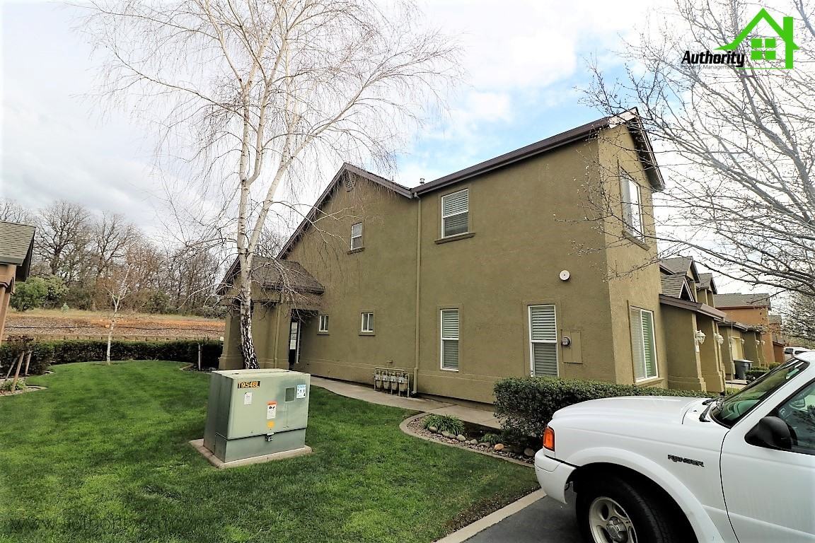 3101 Sinaloa Trl - Photo 2 of 24