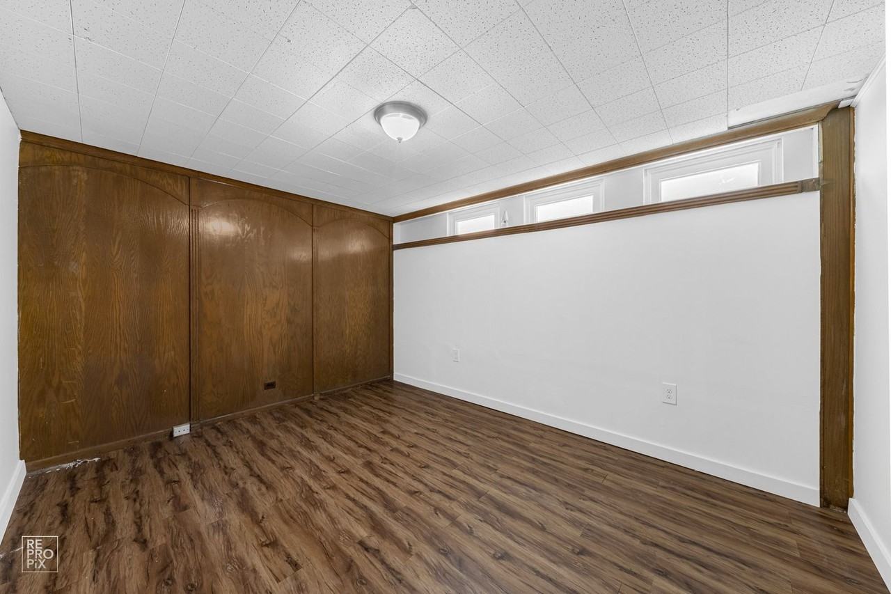 8742 Saint Louis Ave #B - Photo 7 of 10