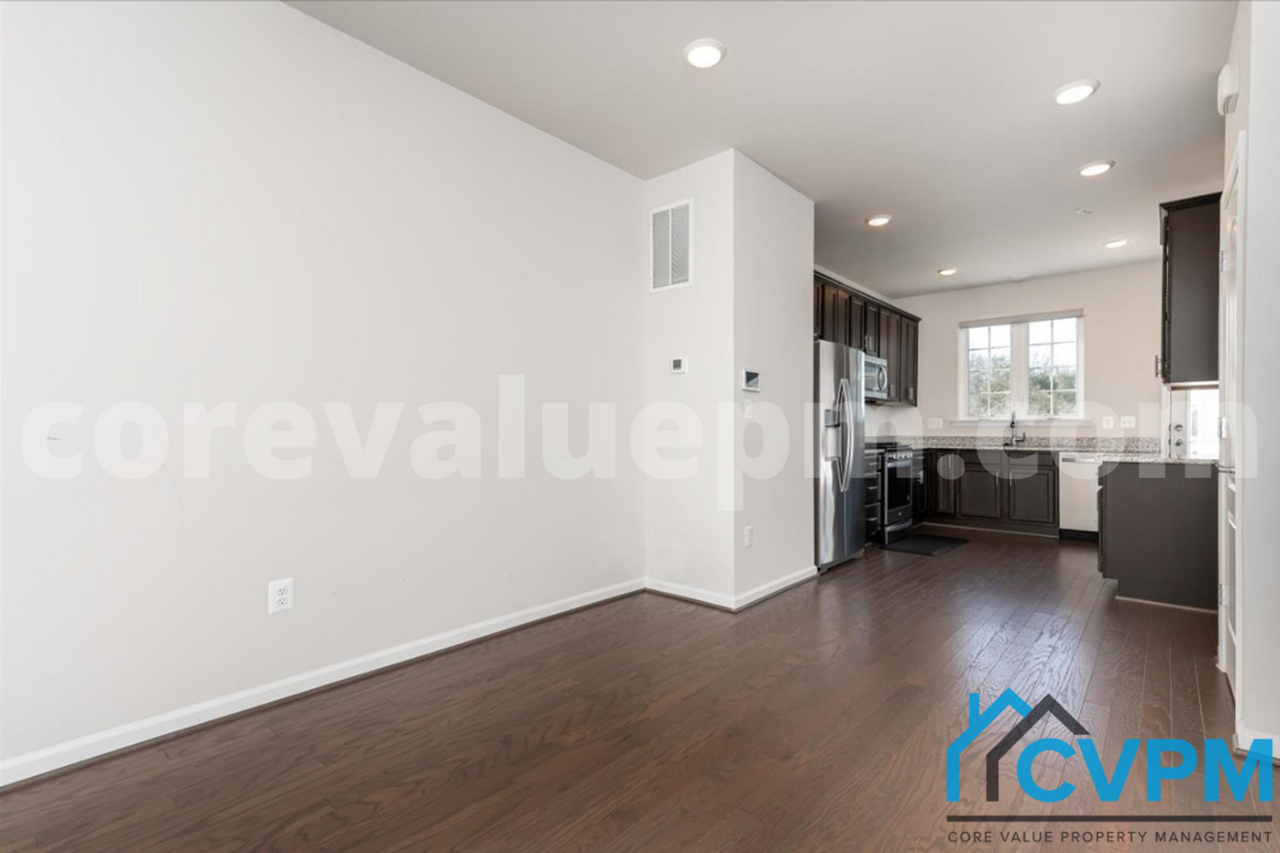 2535 Debert Cir - Photo 6 of 28