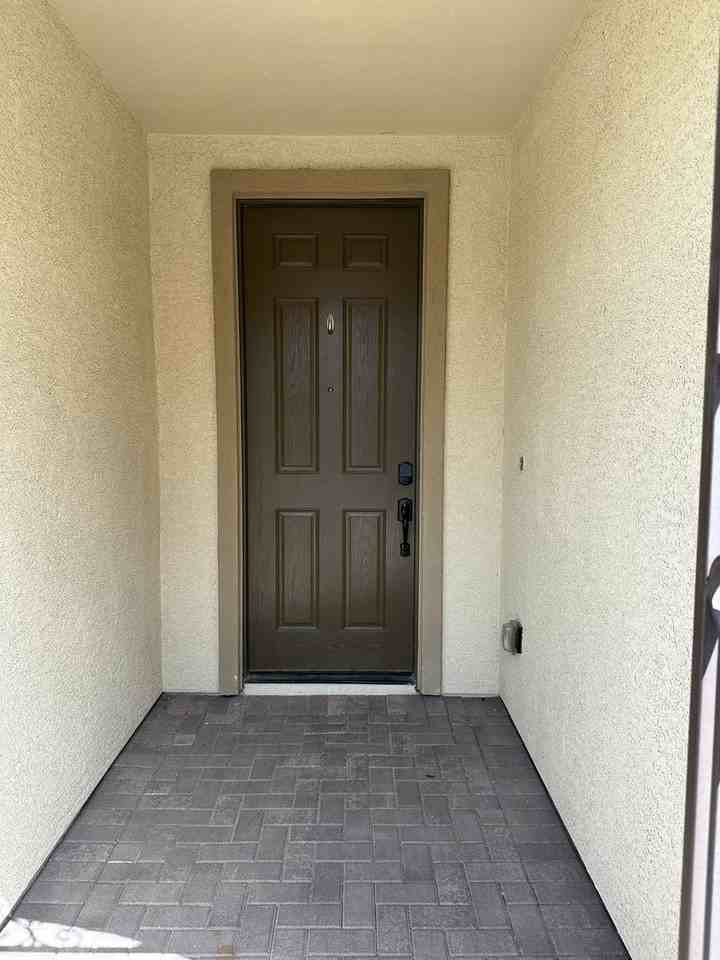 8236 Serpentine Sands Street - Photo 3 of 36