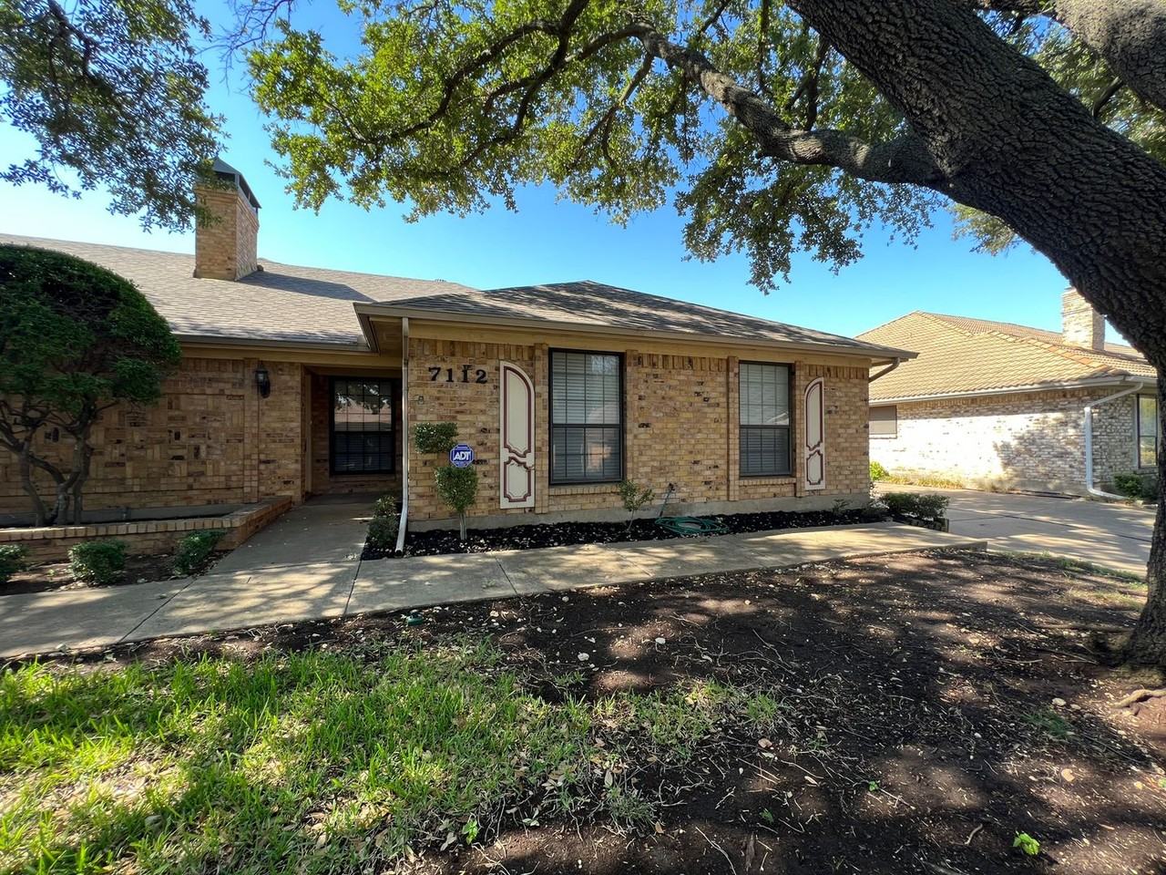 7112 Fuller Cir - Photo 3 of 34