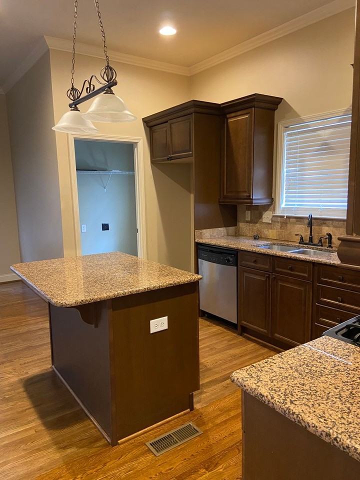 8549 Shady Trl - Photo 7 of 36