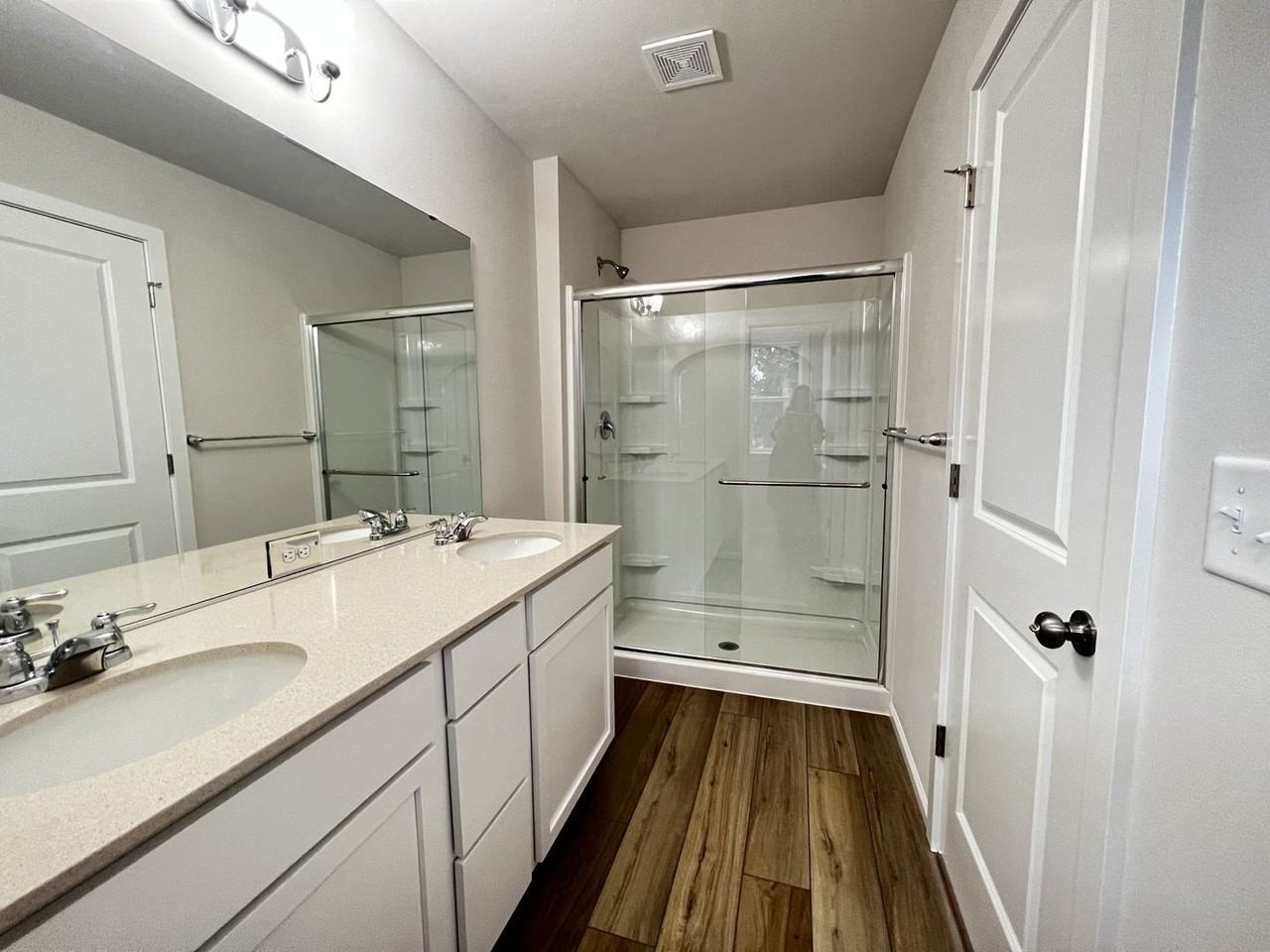 2712 Mayes Rd Se - Photo 6 of 27
