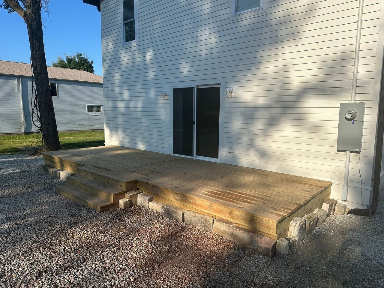 1013 S Walnut St - Photo 7 of 24