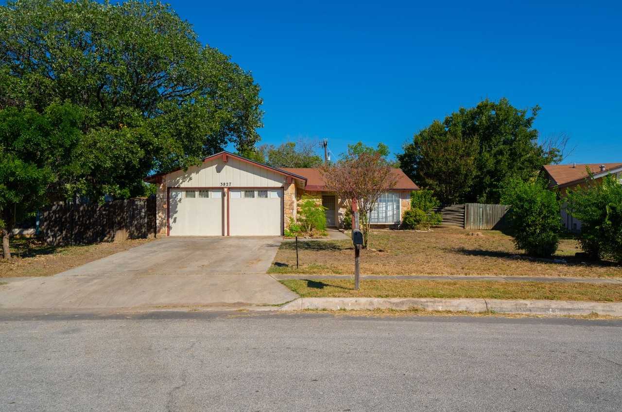3827 Pipers Meadow St - Photo 2 of 25