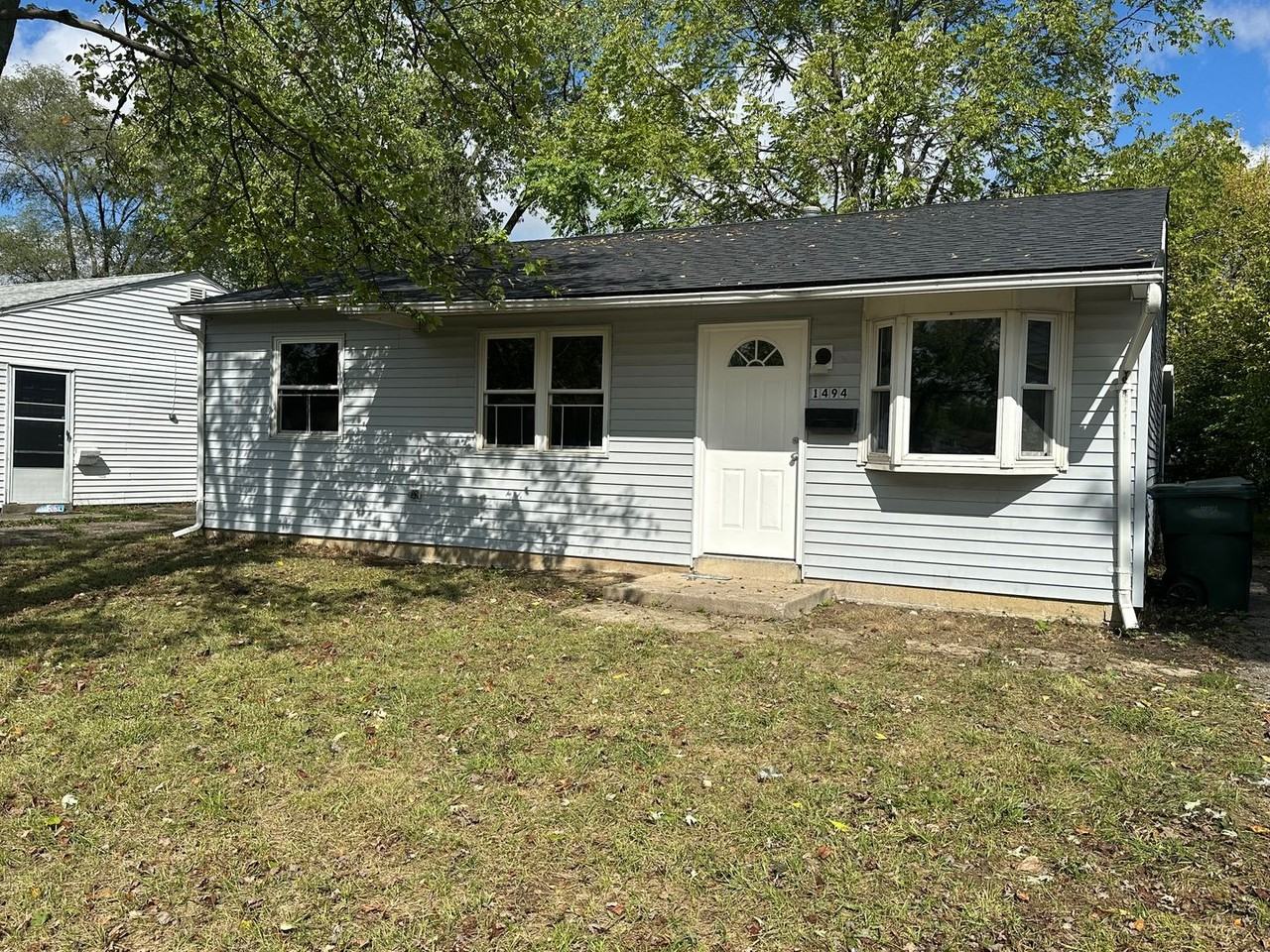 1494 Jonathan Dr - Photo 2 of 23