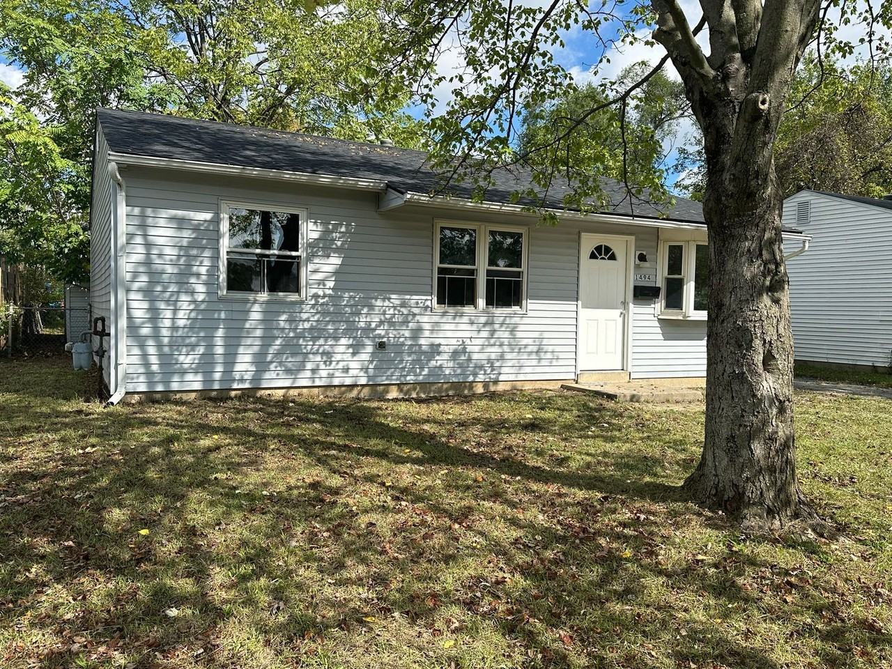 1494 Jonathan Dr - Photo 3 of 23