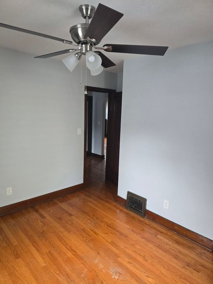 700 Bryn Mawr Blvd - Photo 3 of 11