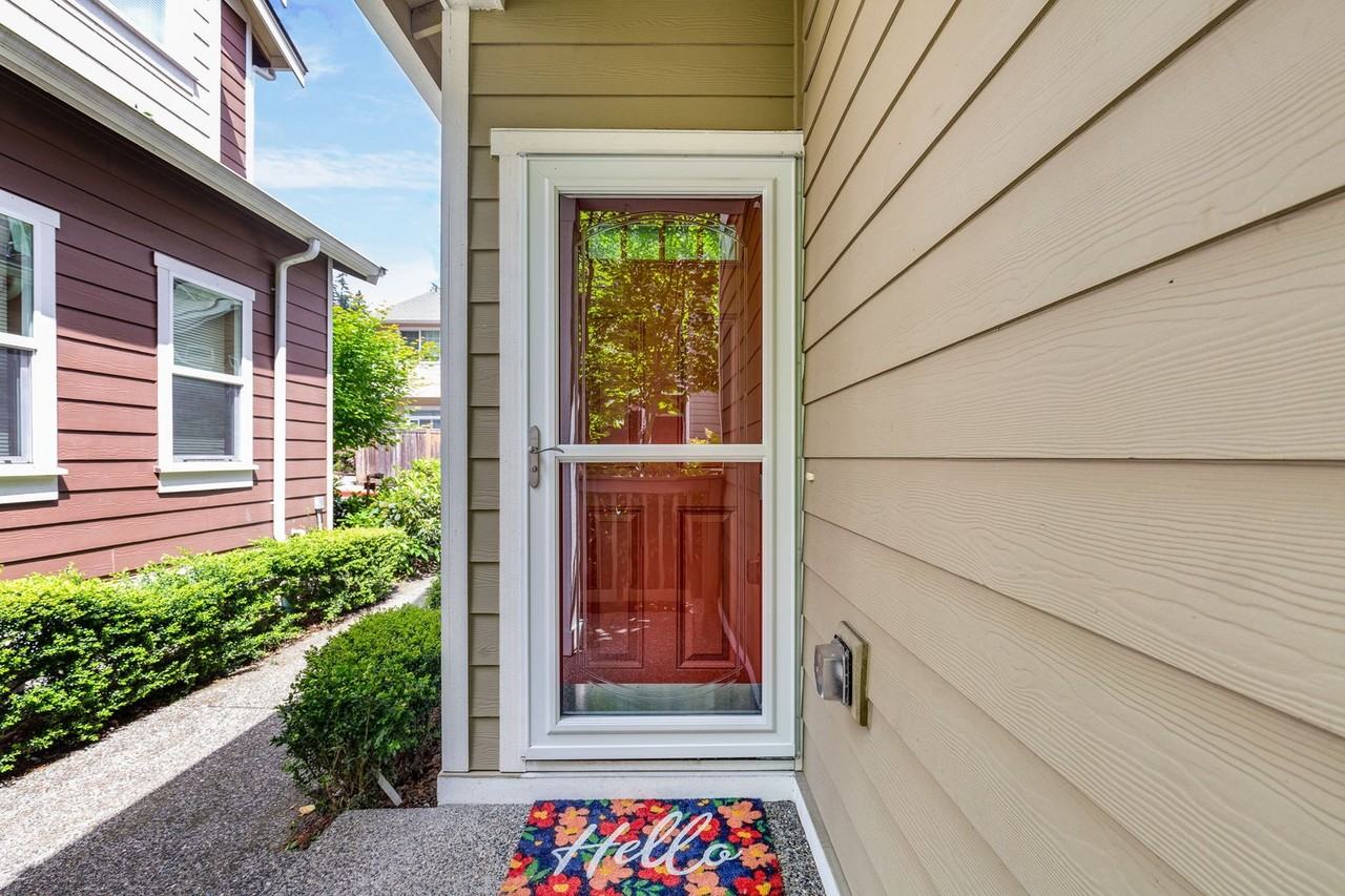 21600 10th Ct Se - Photo 3 of 34