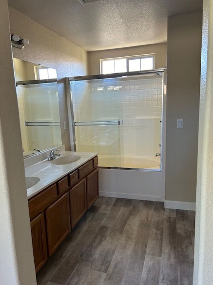 2468 Roman Dr - Photo 2 of 12