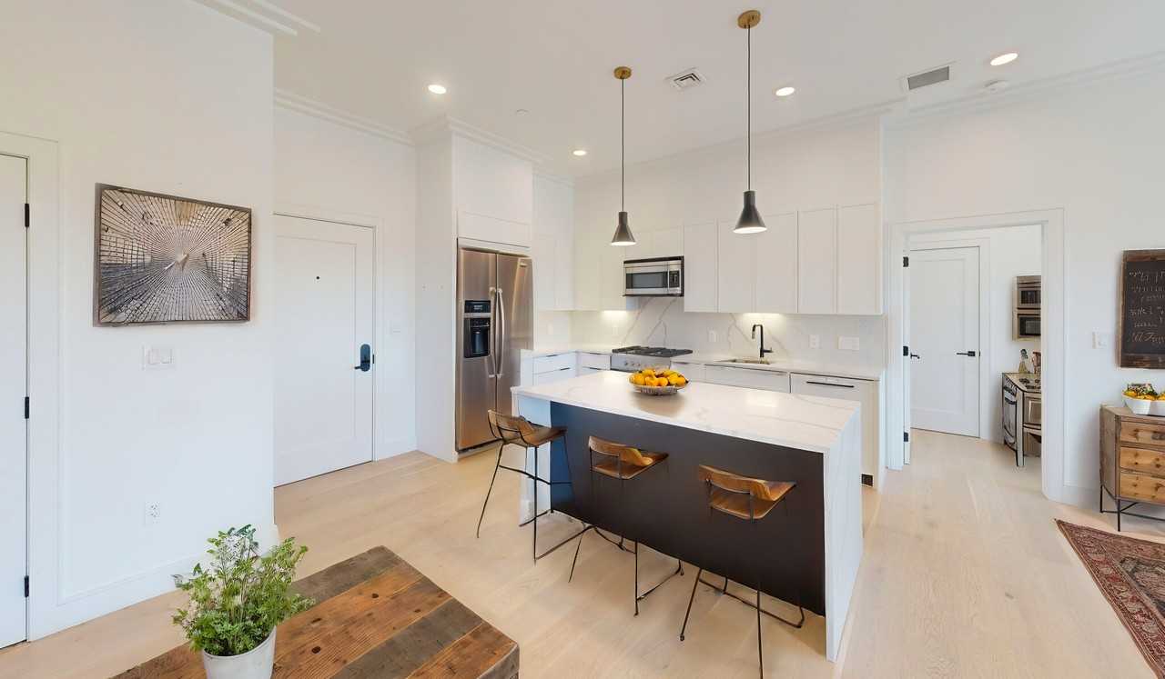 50 Leo M Birmingham Pkwy #603 - Photo 4 of 10