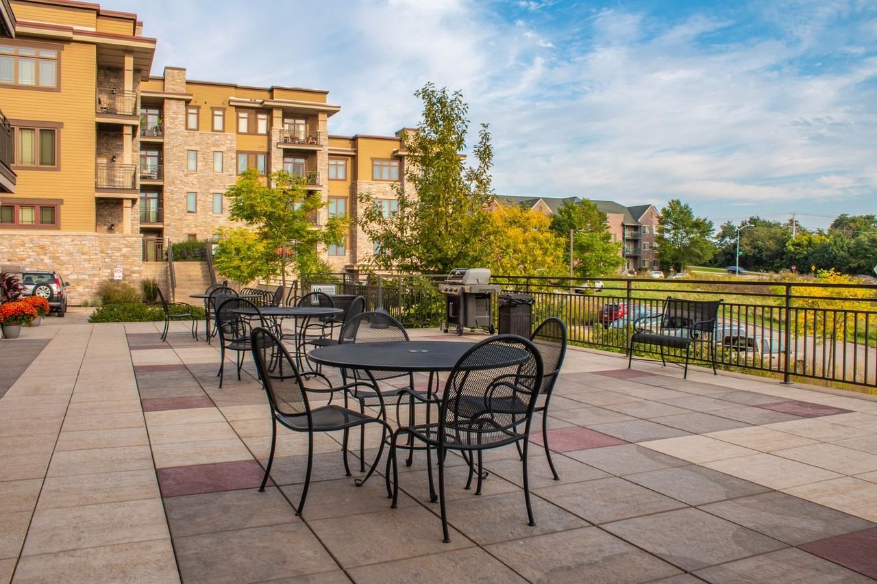 Overlook at Midtown - Photo 6 of 50