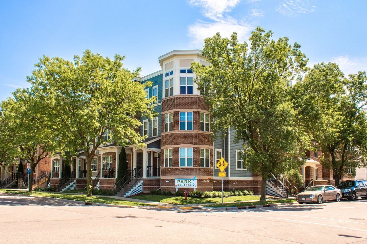 Park Central - Photo 2 of 50