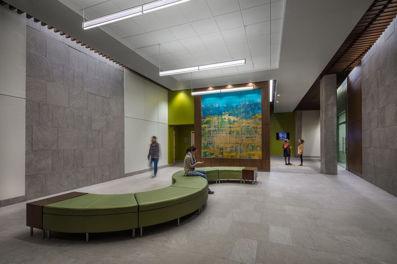 Lyric - Photo 3 of 50