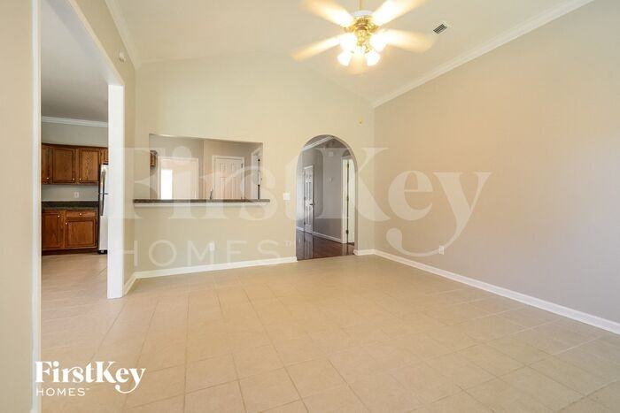1608 Oliver Rd - Photo 3 of 15