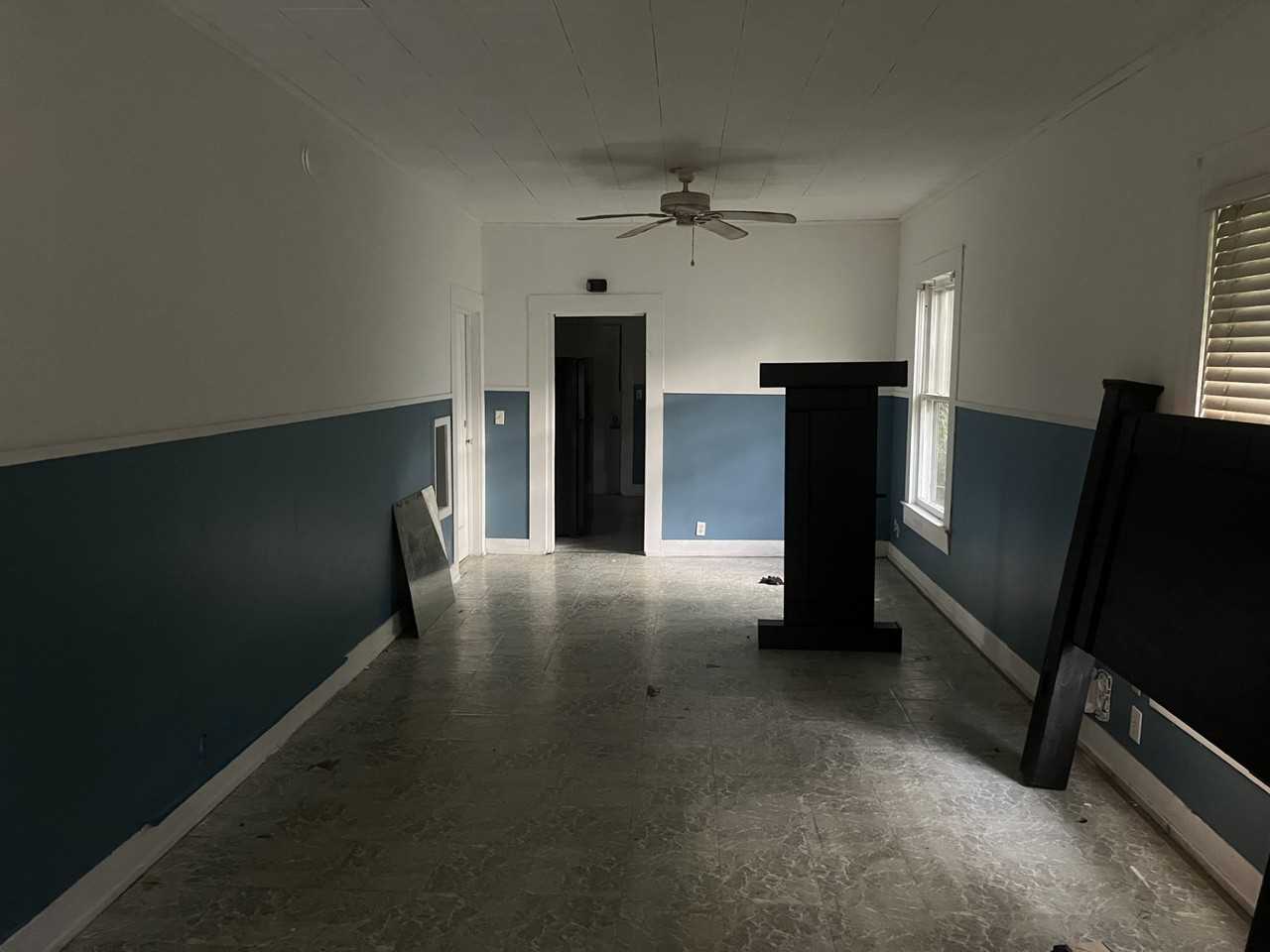 2007 W 9th St #NA - Photo 2 of 3