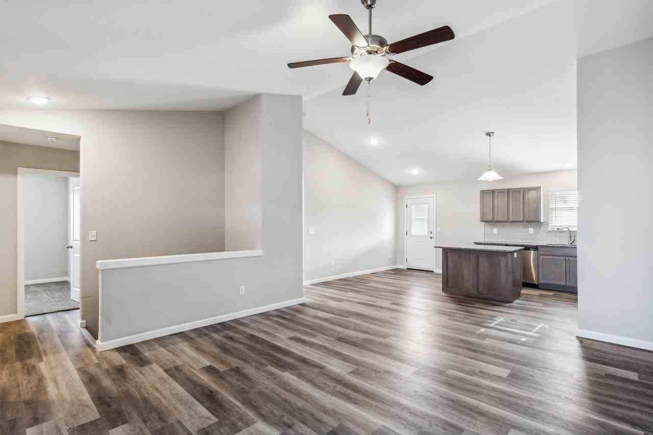 10619 E Kinkaid Ave #10619 - Photo 3 of 17