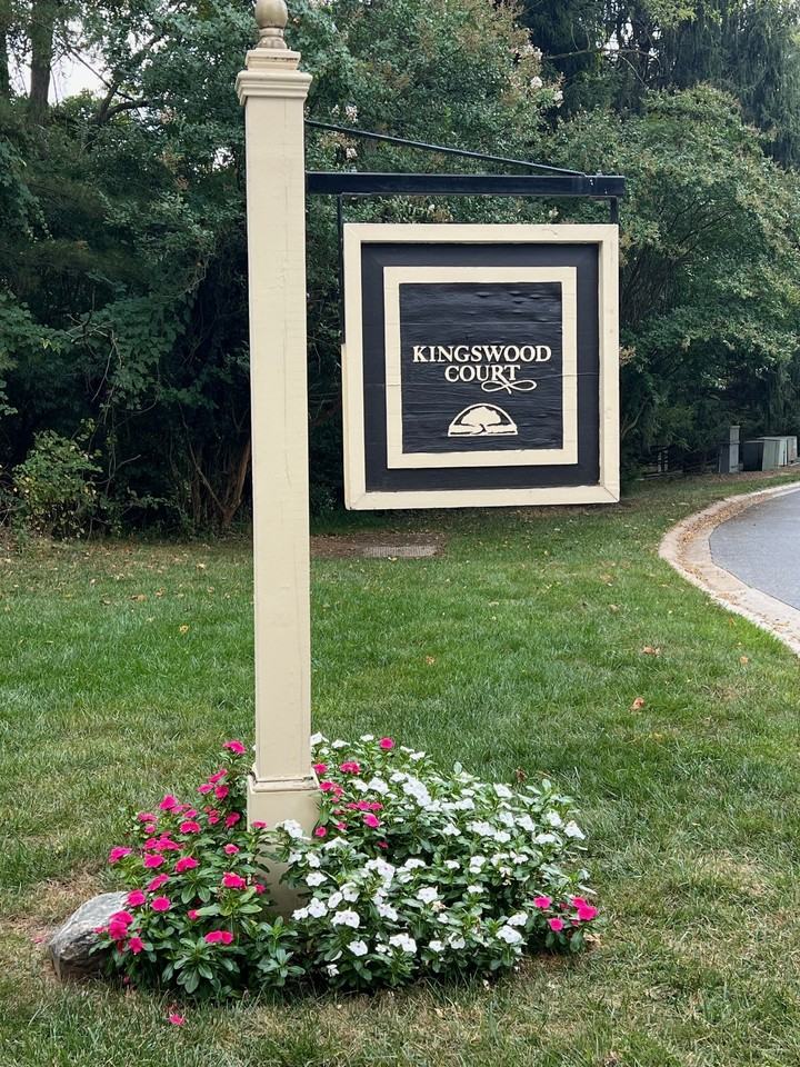 187 Kingswood Ct #187 - Photo 2 of 16